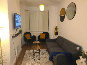 2BedroomHouse Manchester Sleeps5 Wifi